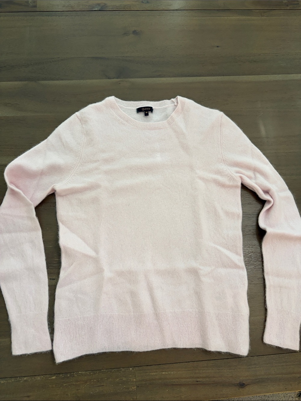 Quince Light Pink Crewneck 100% cashmere sweater